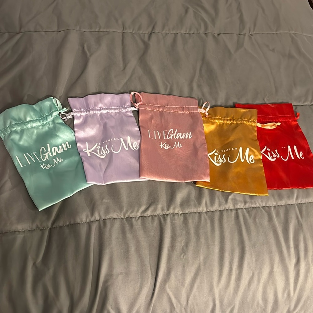 Live Glam Drawstring pouch